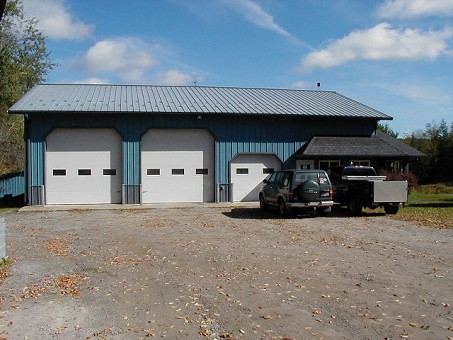 Front View 42x60 3bay Plus Offices , Bath, Storage