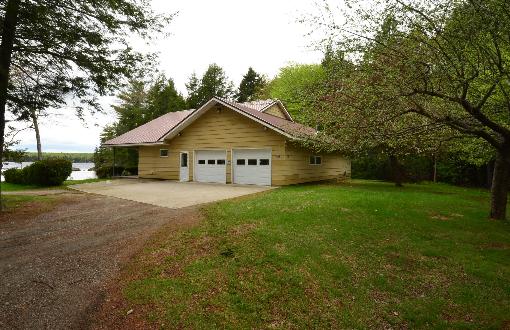 Maine Lakefront Home For Sale
