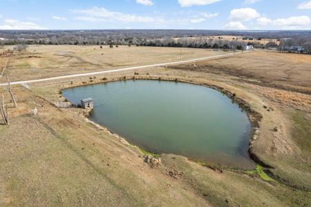 Oklahoma Cattle Ranch in Henryetta for Sale - image 36