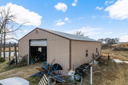 Oklahoma Cattle Ranch in Henryetta for Sale - image 30