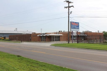 Commercial Industrial Building In Topeka, Ks - image 5