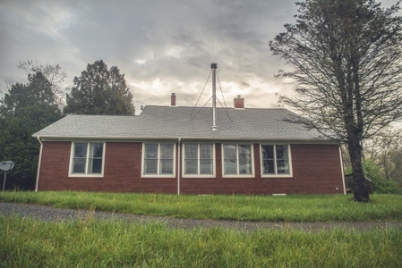 Large Home On 10 Acres In Floyd Va for Sale! - image 5
