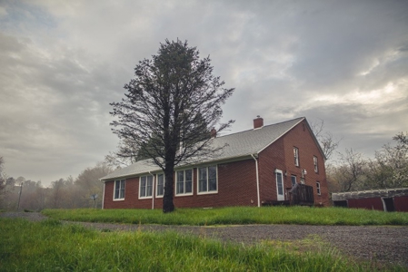 Large Home On 10 Acres In Floyd Va for Sale! - image 6