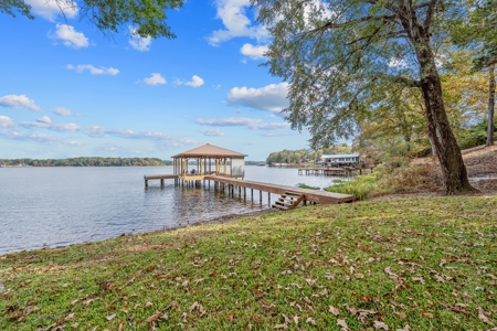 Lakefront Home on Lake Tyler East of Dallas near Tyler Texas - image 28