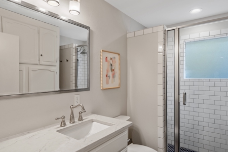 Lakefront Home on Lake Tyler East of Dallas near Tyler Texas - image 13