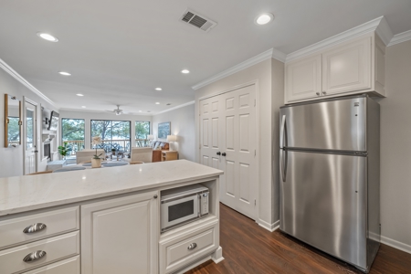 Lakefront Home on Lake Tyler East of Dallas near Tyler Texas - image 24