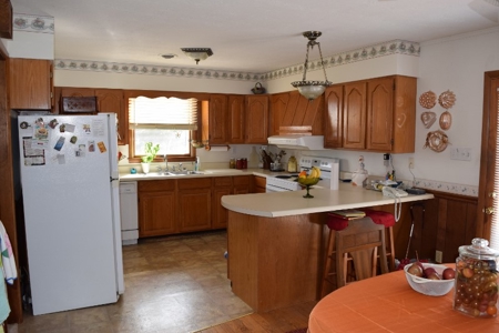 Brick Ranch In The Country for Sale at Absolute Auction! - image 22