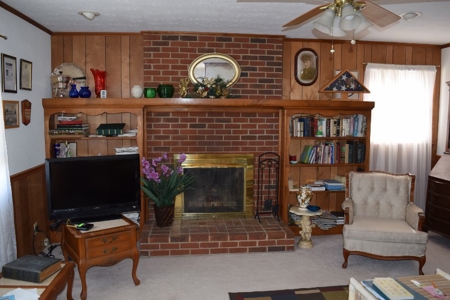 Brick Ranch In The Country for Sale at Absolute Auction! - image 25
