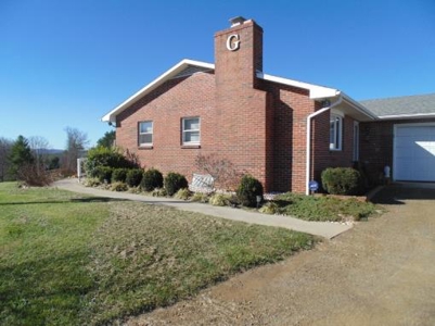Brick Ranch In The Country for Sale at Absolute Auction! - image 15
