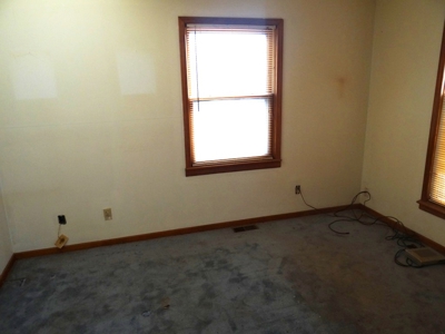 MINIMUM OPENING BID REAL ESTATE AUCTION in Ozawkie, KS - image 2