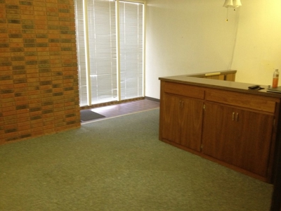 Commercial Building for auction in Oskaloosa KS - image 1