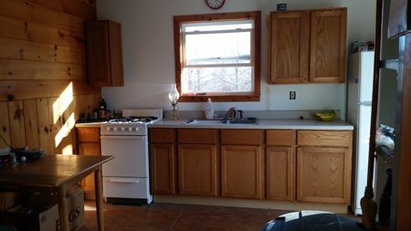 Close to Town & Amenities - Prepper Home! - image 2