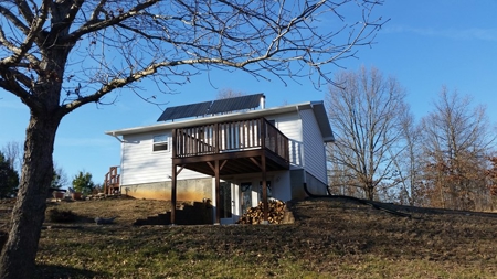 Close to Town & Amenities - Prepper Home! - image 6