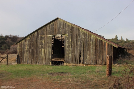 Historic 35 Acre Cattle Ranch in Grass Valley - image 14