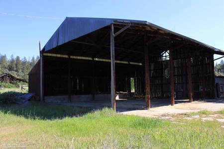Historic 35 Acre Cattle Ranch in Grass Valley - image 16