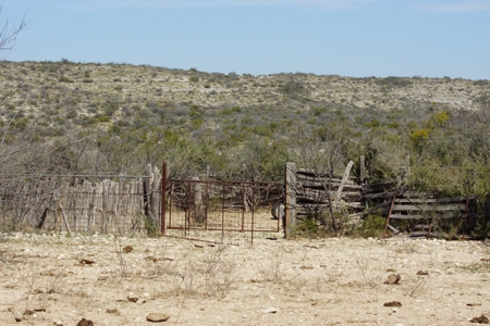 Hunting & Cattle Ranch with minerals in west Texas $475/ac - image 28