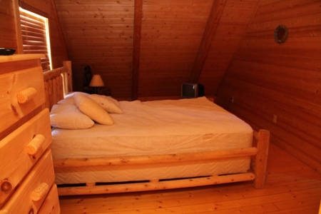 Cherokee Lakefront Log Cabin For Sale East Tennessee - image 14