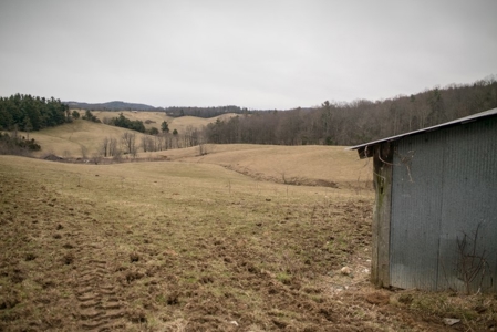 Farm and Home for Sale in Floyd VA! - image 12