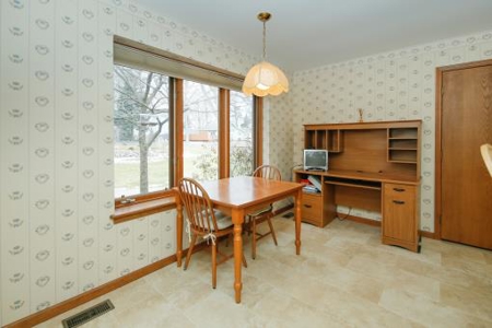 Spacious Wall Lake Lakefront Home - image 19