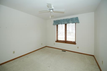Spacious Wall Lake Lakefront Home - image 15