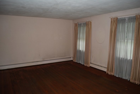Isle of Wight Real Estate - 3 lots w/House - image 28