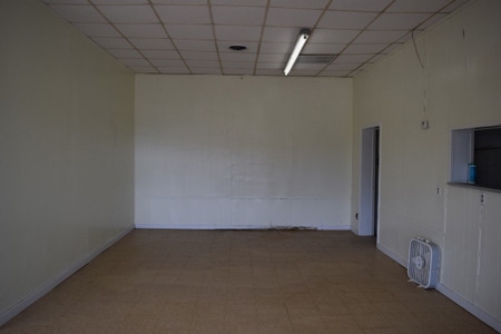 Store at Philpott Lake for Sale at Auction! - image 25