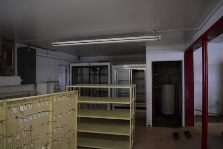 Store at Philpott Lake for Sale at Auction! - image 29