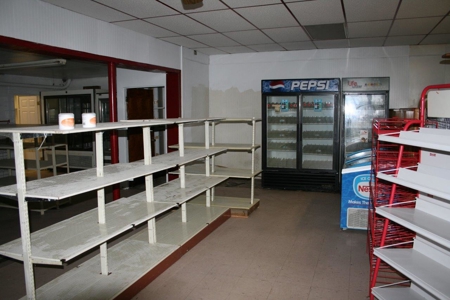 Store at Philpott Lake for Sale at Auction! - image 31