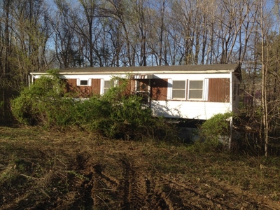 Lakefront Home Auction Kerr / Buggs Island Lake - image 2