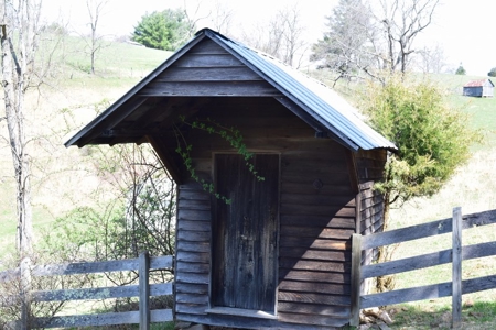 Country Home and Acreage for Sale in Floyd VA! - image 24
