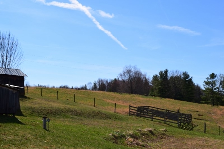 Country Home and Acreage for Sale in Floyd VA! - image 28