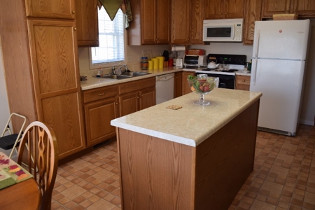 Country Home and Acreage for Sale in Floyd VA! - image 37