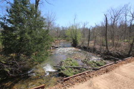 Water Front  55 Acre Farm  Solar & Electric near Hardy AR - image 3