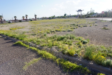 Fort Stockton's Business 10 Commercial Lot - image 5