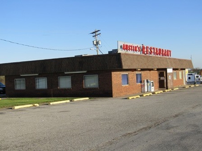 Dix IL Absolute Auction -Commercial Building Off Interstate - image 2