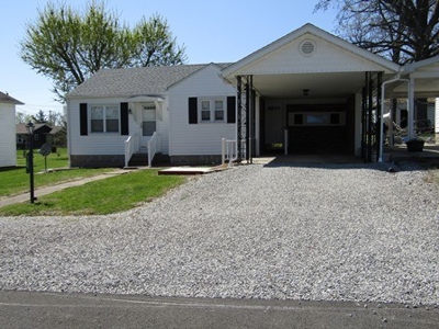 Waltonville Illinois Home For Sale At Absolute Auction - image 2