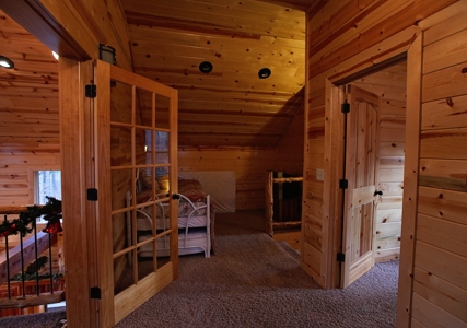 For Sale Cabin in Hochatown/Broken Bow Oklahoma - image 8