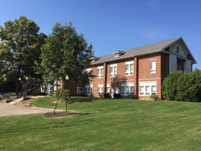 Auction - 5.6 +/- Acres w/ 2 Buildings - Mount Vernon, OH - image 1