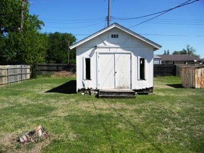 Cordell Home for Sale - Oklahoma - image 40