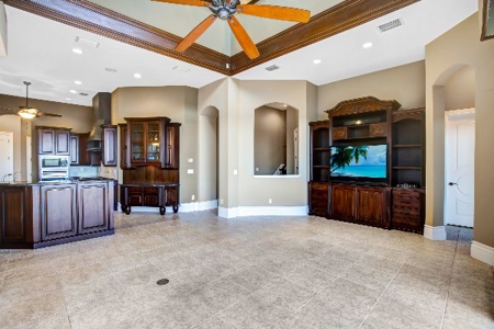 ONLINE AUCTION! Experience Natural Florida Beauty and Luxury - image 10