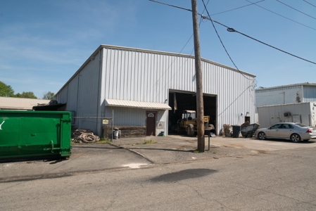 Roanoke Commercial Building, Trucks & Sandblasting Equipment - image 4