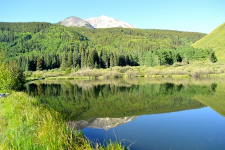 Crested Butte, Colorado Lakefront Acreage For Sale - image 10