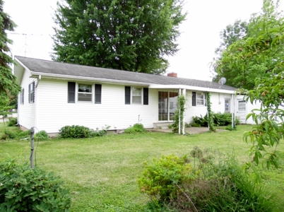 Nice 2-Bedroom Home In Town With Attached Garage & City Lot - image 6