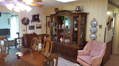 Riedel Auction Real Estate & Chattels 7/11/16 at 4:30 p.m. - image 2