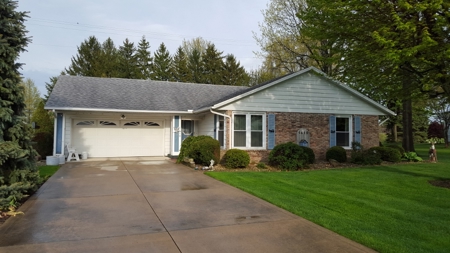 Riedel Auction Real Estate & Chattels 7/11/16 at 4:30 p.m. - image 9