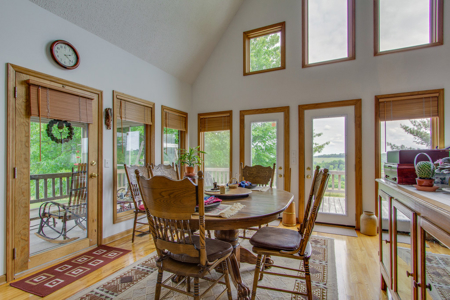 Tn Brick A-Frame Home For Sale In Giles County Lynnville Tn - image 11