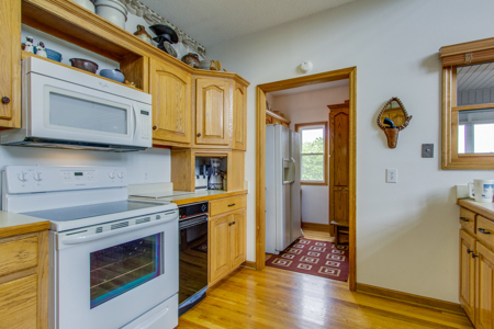 Tn Brick A-Frame Home For Sale In Giles County Lynnville Tn - image 21