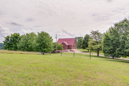 Tn Brick A-Frame Home For Sale In Giles County Lynnville Tn - image 29