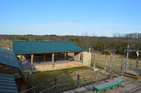 River Front Home With Outdoor Pavilion On 7 Acres In West Tx - image 32