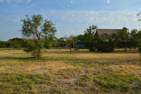 River Front Home With Outdoor Pavilion On 7 Acres In West Tx - image 6